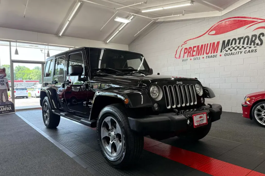 2018 Jeep Wrangler Unlimited Sahara photo 1