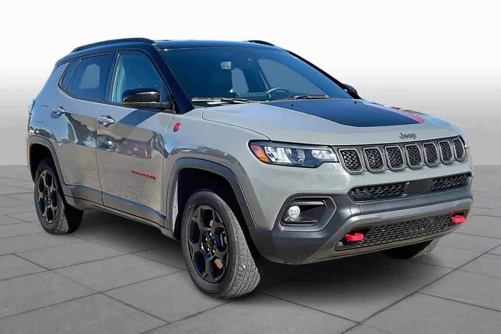 2023 Jeep Compass Trailhawk photo 1