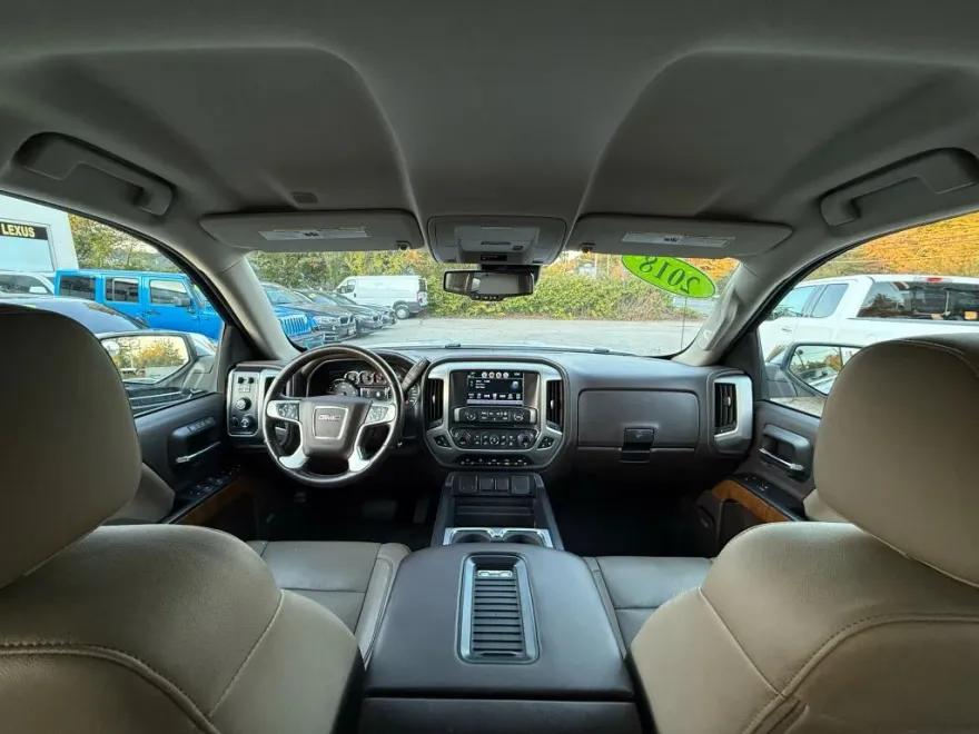 2018 Gmc Sierra 1500 SLT photo 1