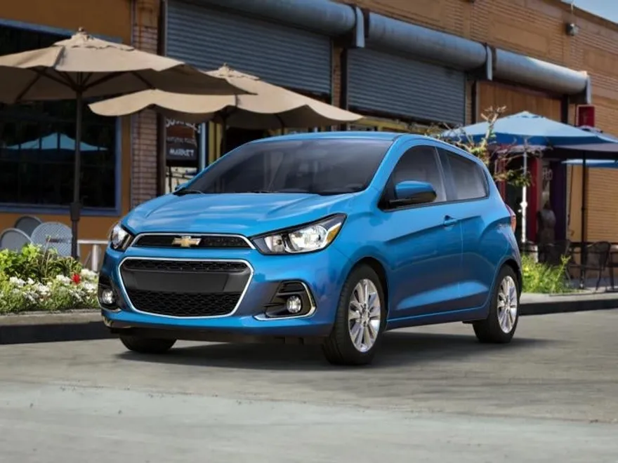 2017 Chevrolet Spark 1LT LT photo 1