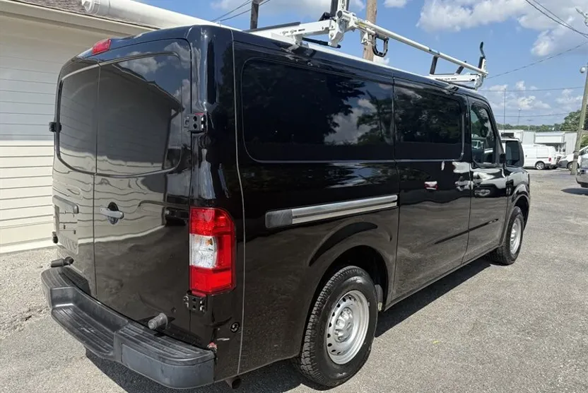 2018 Nissan NV1500 photo 1
