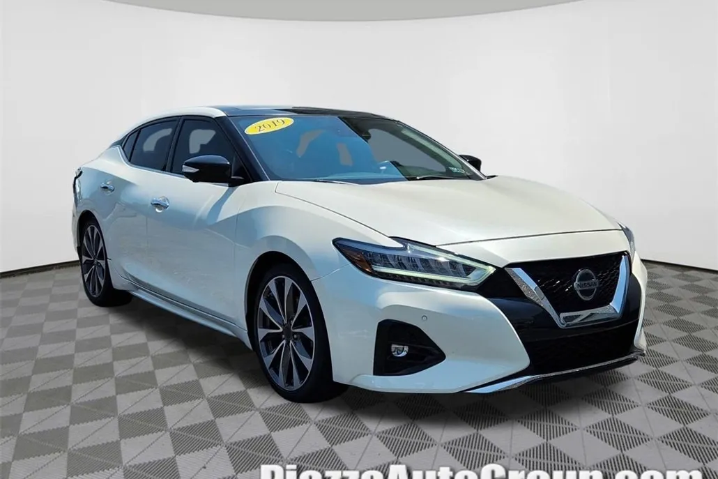 2019 Nissan Maxima Platinum photo 1