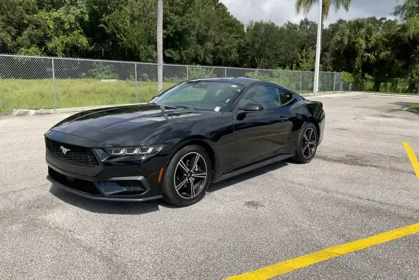 2024 Ford Mustang EcoBoost photo 1