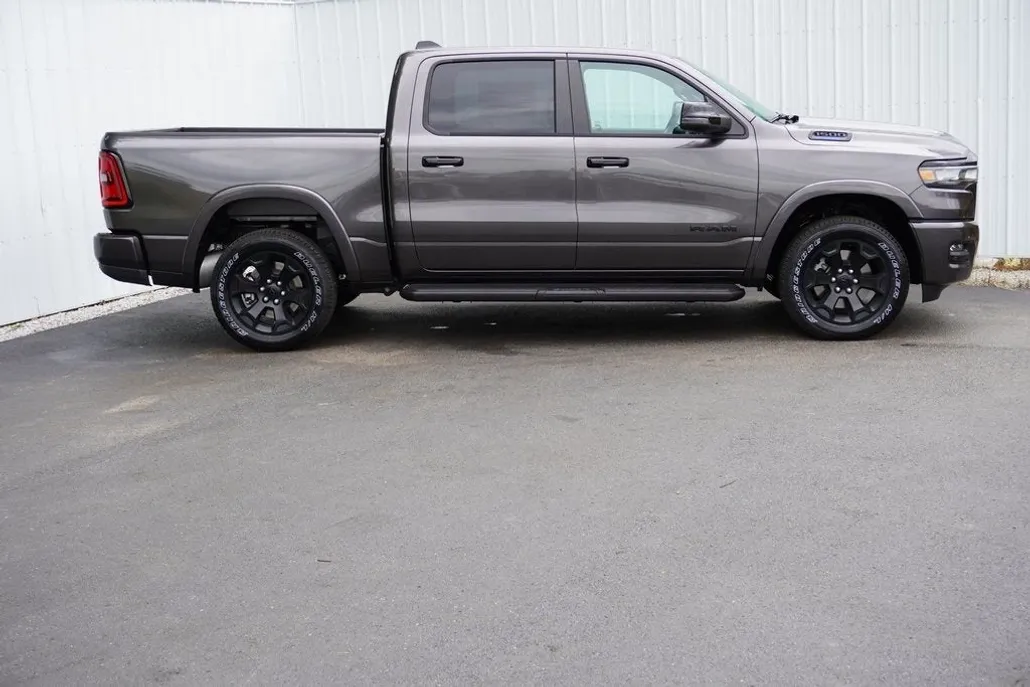 2025 Ram 1500 Big Horn photo 1
