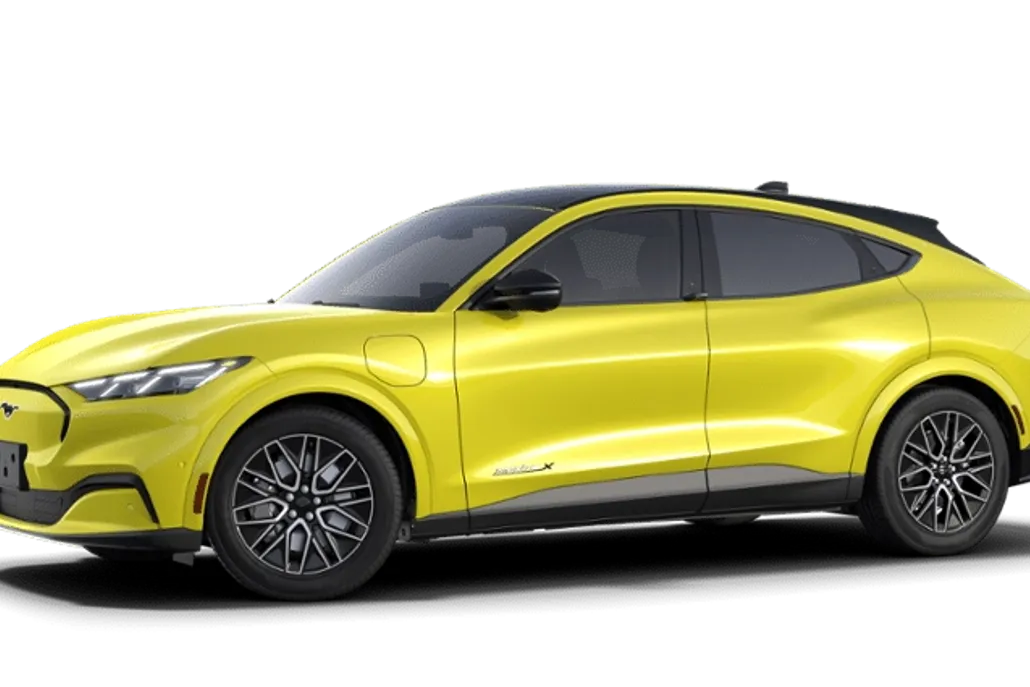 2025 Ford Mustang Mach-E Premium photo 1