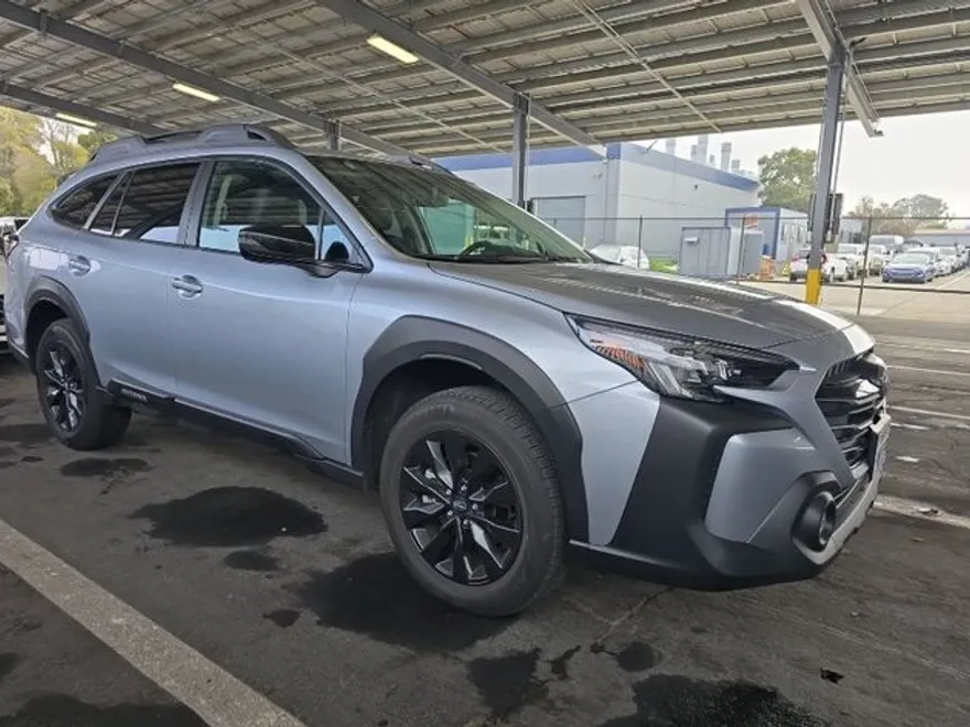 2024 Subaru Outback Onyx Edition photo 1