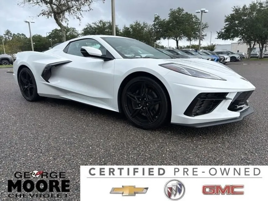 2025 Chevrolet Corvette Stingray photo 1