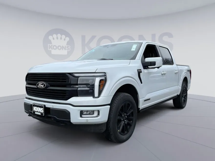 2025 Ford F-150 Platinum photo 1