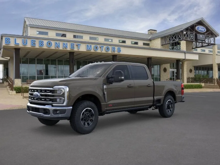 2026 Ford F-250 Lariat photo 1