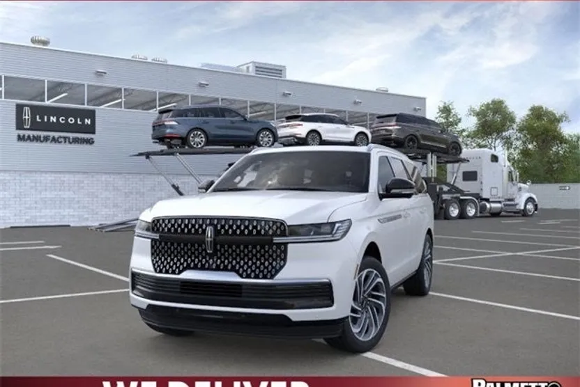 2025 Lincoln Navigator Reserve photo 1
