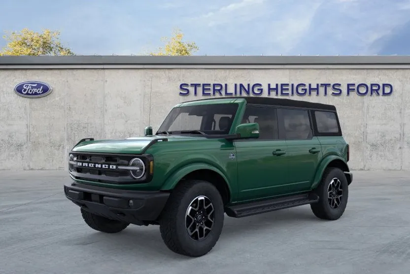 2025 Ford Bronco Outer Banks photo 1