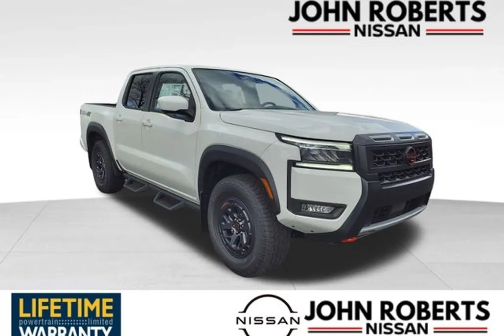 2025 Nissan Frontier PRO-4X photo 1