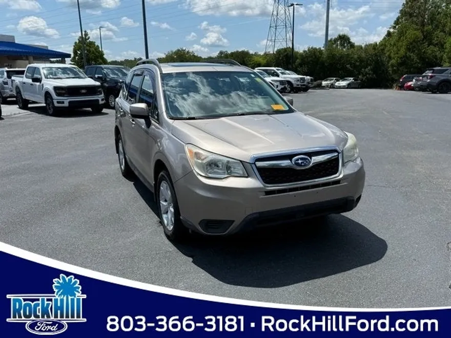 2015 Subaru Forester 2.5i Premium photo 1
