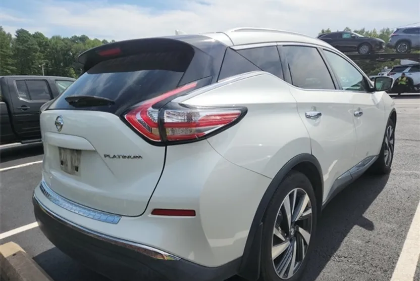 2017 Nissan Murano Platinum photo 1