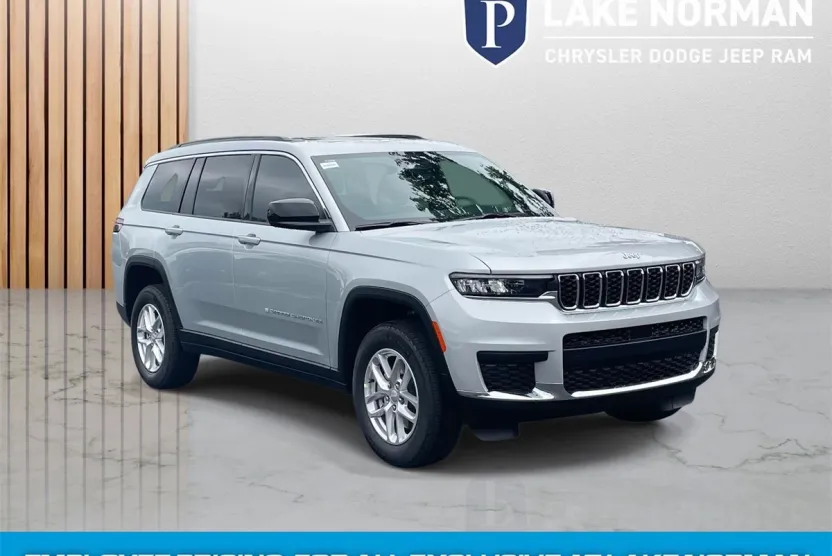 2025 Jeep Grand Cherokee Laredo X photo 1