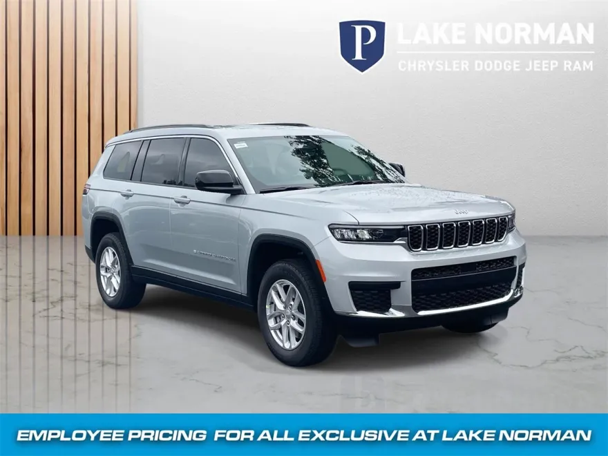 2025 Jeep Grand Cherokee Laredo X photo 1