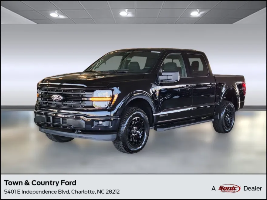 2025 Ford F-150 XLT photo 1