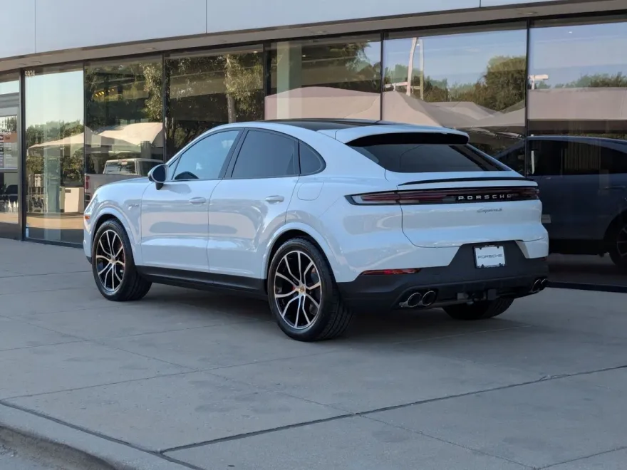 2026 Porsche Cayenne E-Hybrid Coupe S photo 1