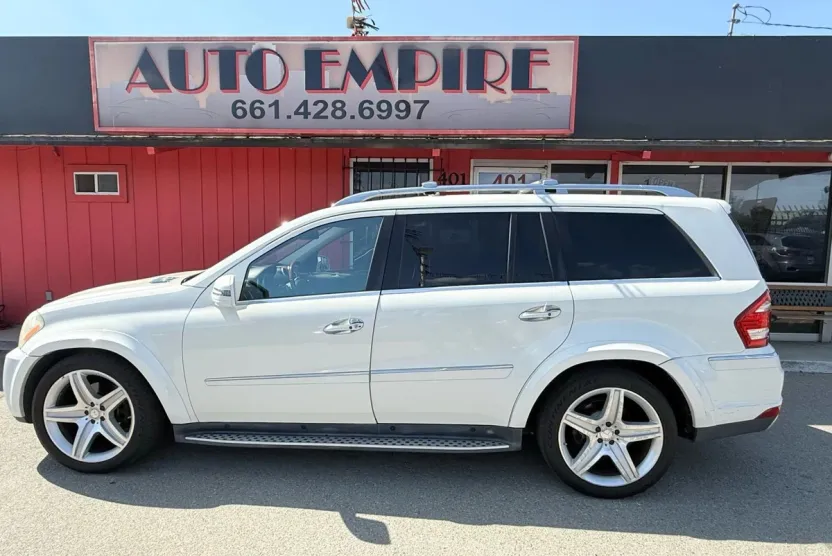 2012 Mercedes Benz GL 550 photo 1