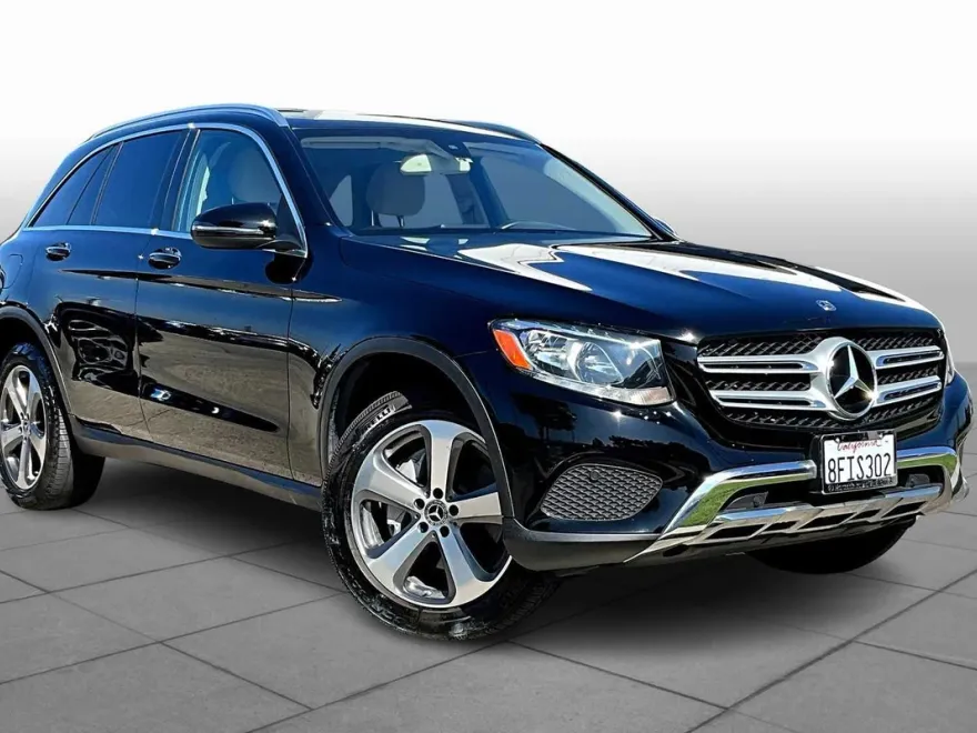 2018 Mercedes Benz GLC 300 photo 1