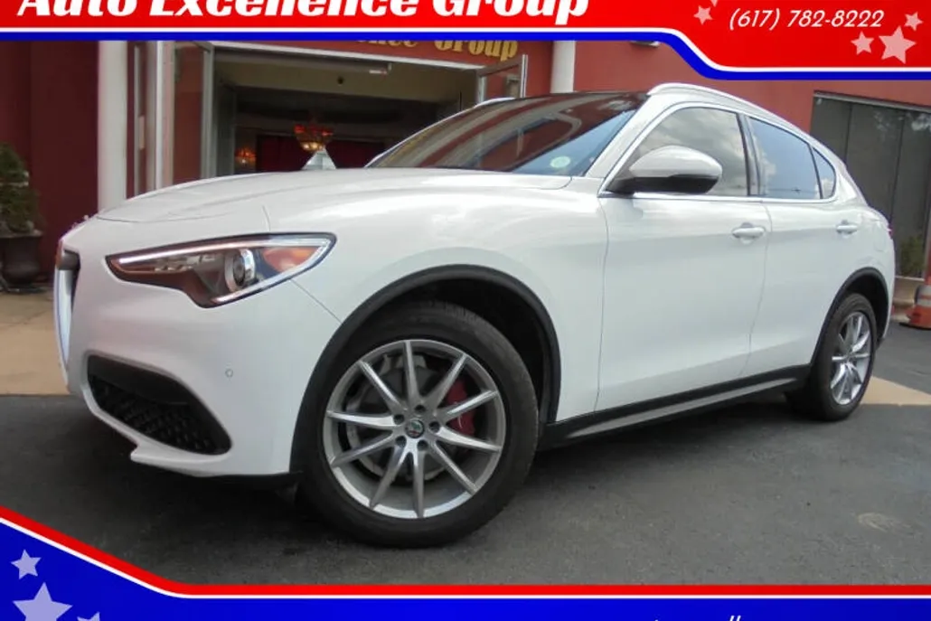 2019 Alfa Romeo Stelvio Ti photo 1