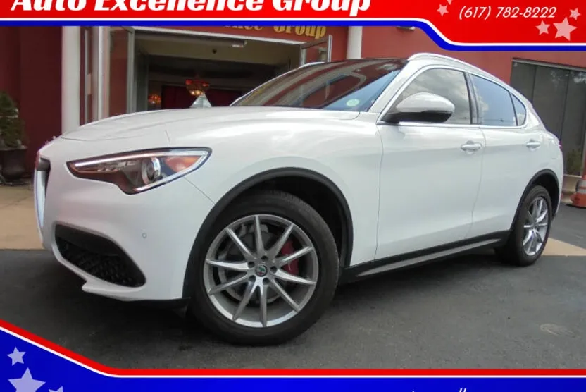 2019 Alfa Romeo Stelvio Ti photo 1