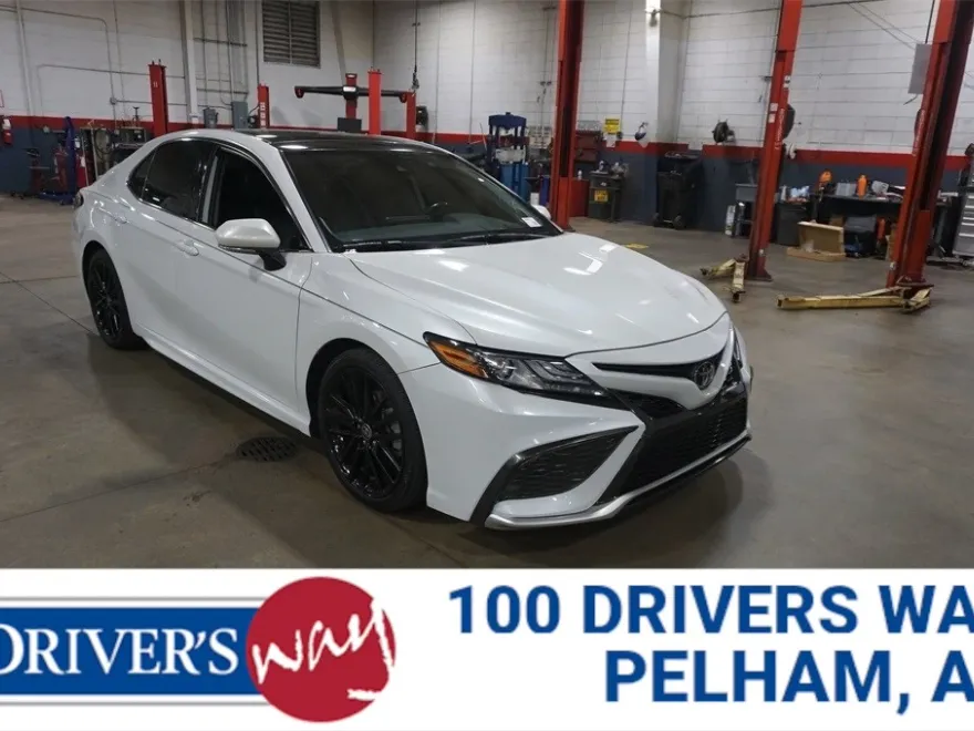 2021 Toyota Camry XSE V6 photo 1