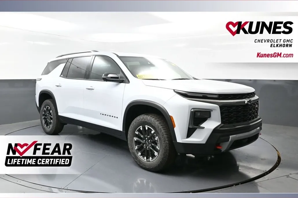 2026 Chevrolet Traverse Z71 photo 1