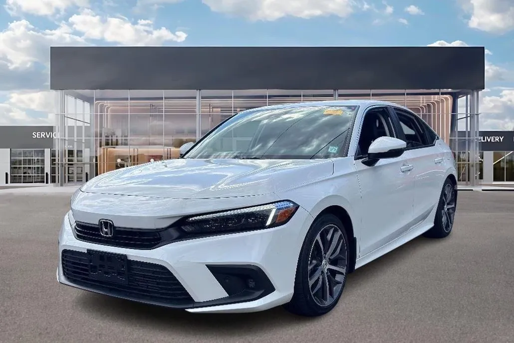 2024 Honda Civic Touring photo 1