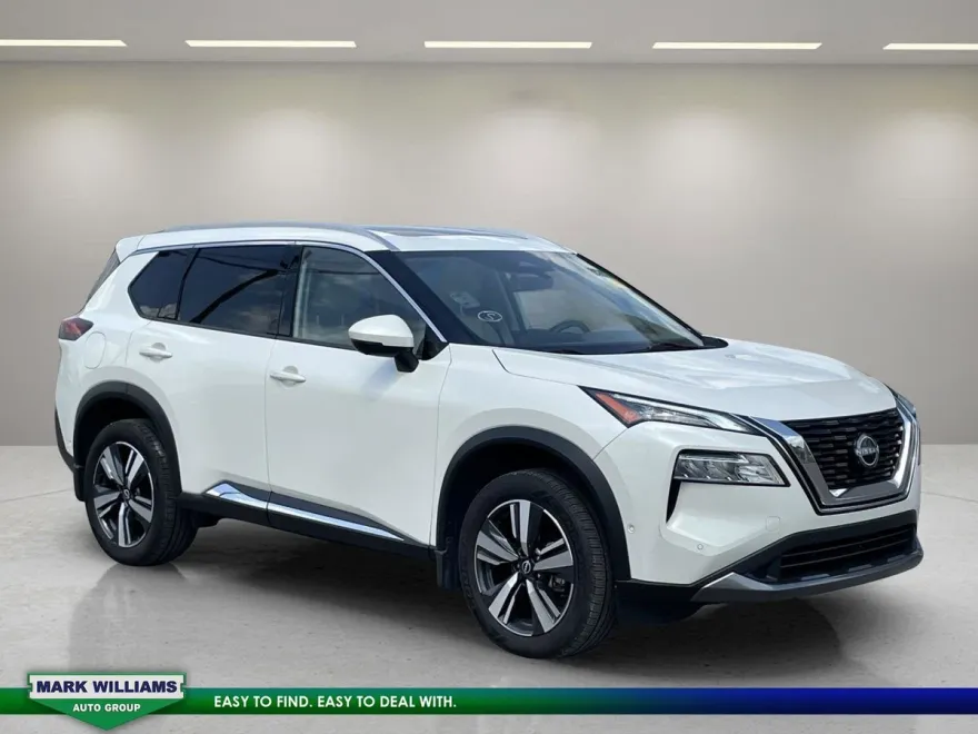2023 Nissan Rogue SL photo 1