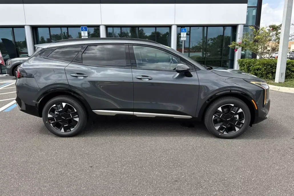 2026 Kia Sportage Hybrid photo 1
