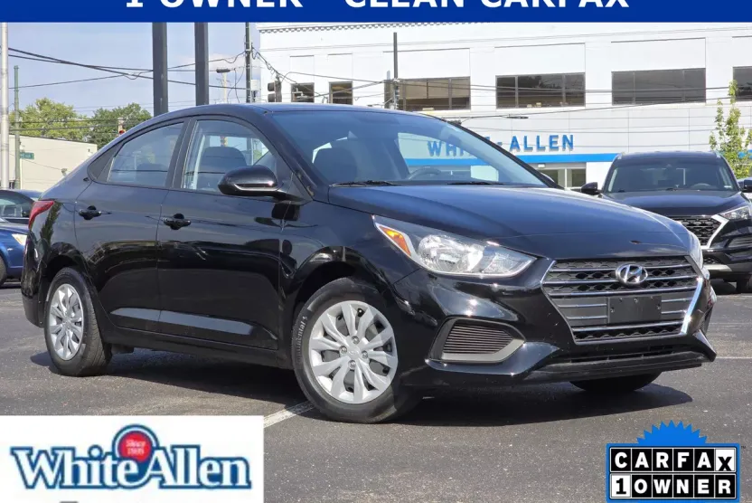 2019 Hyundai Accent SE photo 1