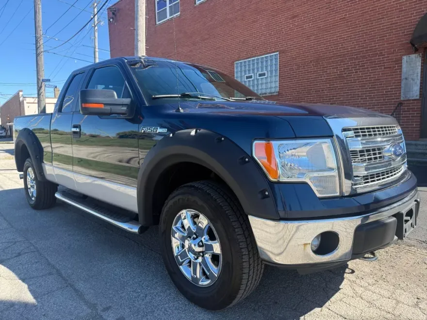 2013 Ford F-150 XL photo 1