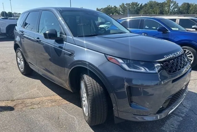 2024 Land Rover Discovery Sport S photo 1
