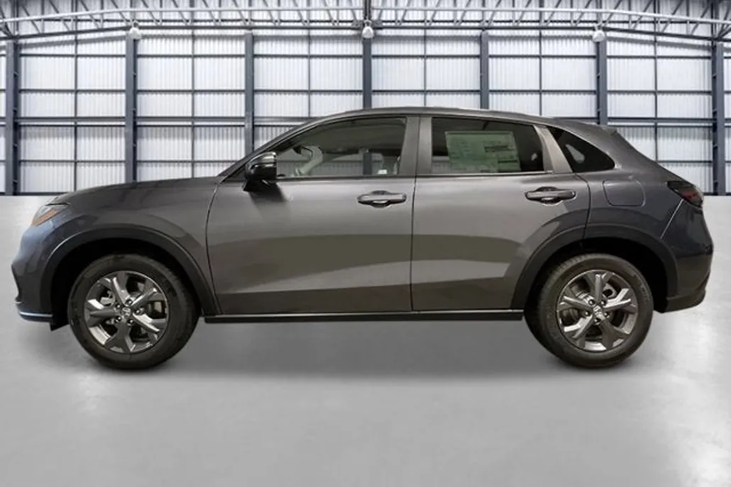 2026 Honda HR-V LX photo 1