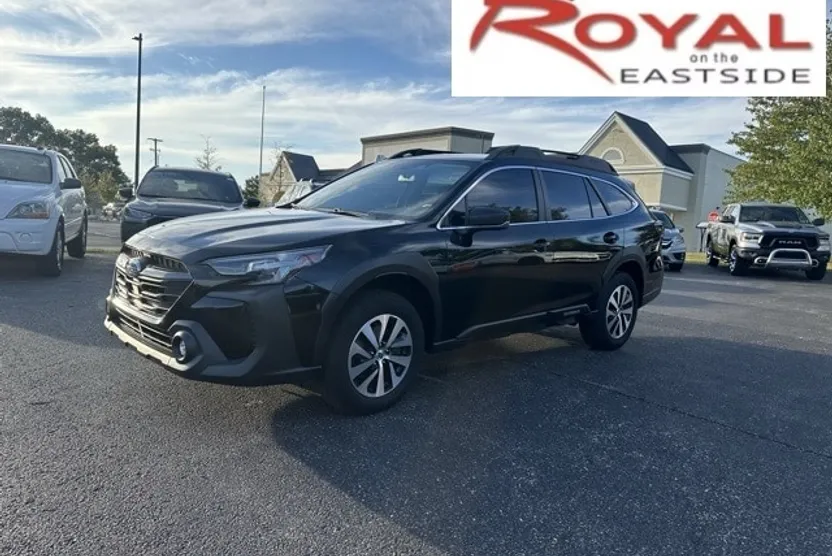 2023 Subaru Outback 2.5i photo 1