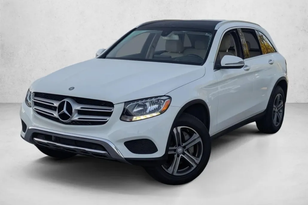 2016 Mercedes Benz GLC 300 photo 1