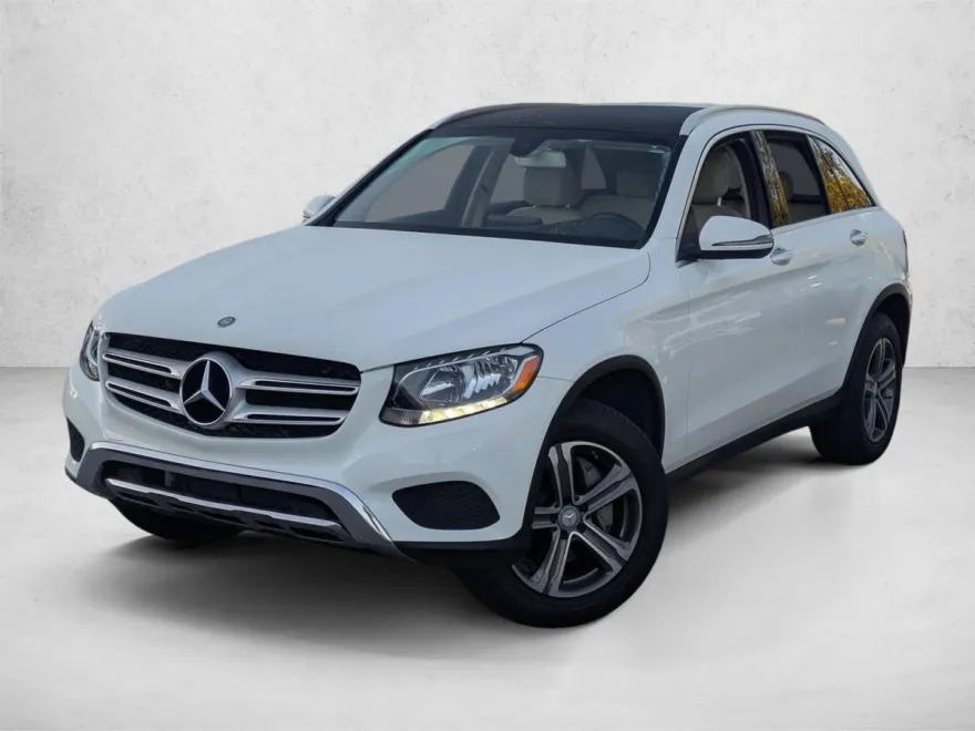 2016 Mercedes Benz GLC 300 photo 1