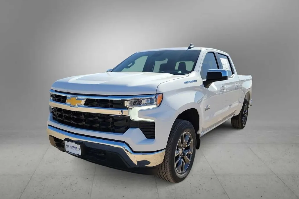 2025 Chevrolet Silverado 1500 LT photo 1
