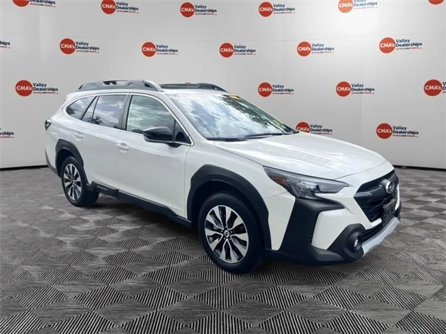 2023 Subaru Outback Limited photo 1