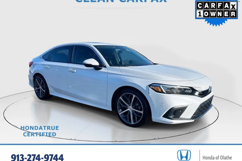2023 Honda Civic Touring photo 1