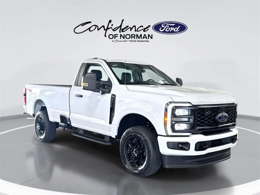 2025 Ford F-350 photo 1