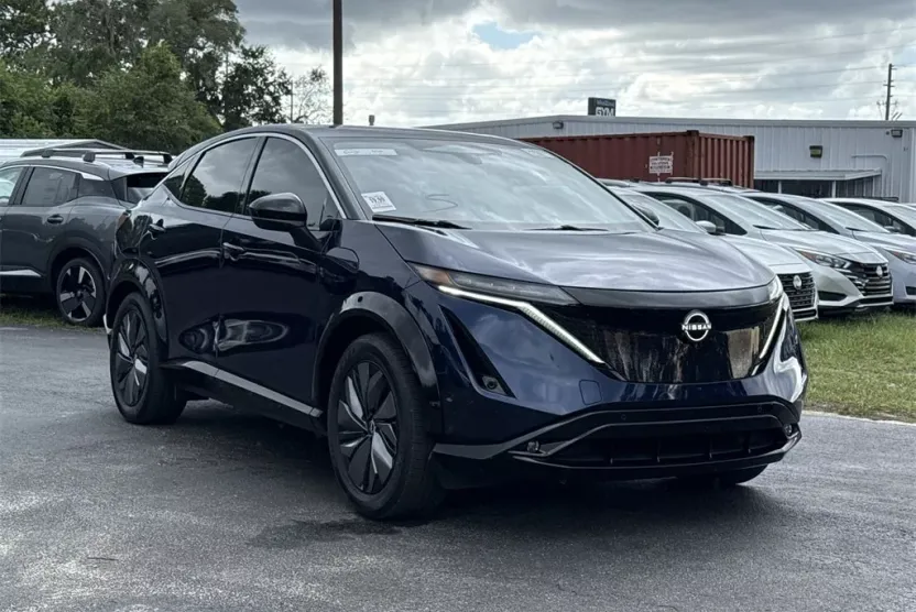2023 Nissan ARIYA Empower photo 1