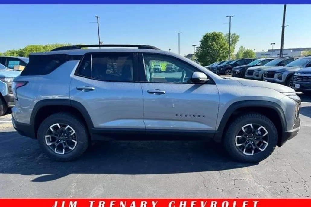 2026 Chevrolet Equinox ACTIV photo 1
