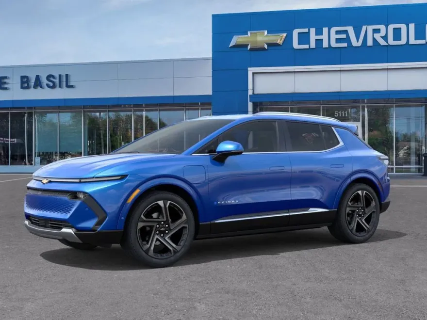 2025 Chevrolet Equinox LT photo 1