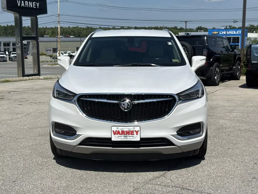 2020 Buick Enclave Essence photo 1