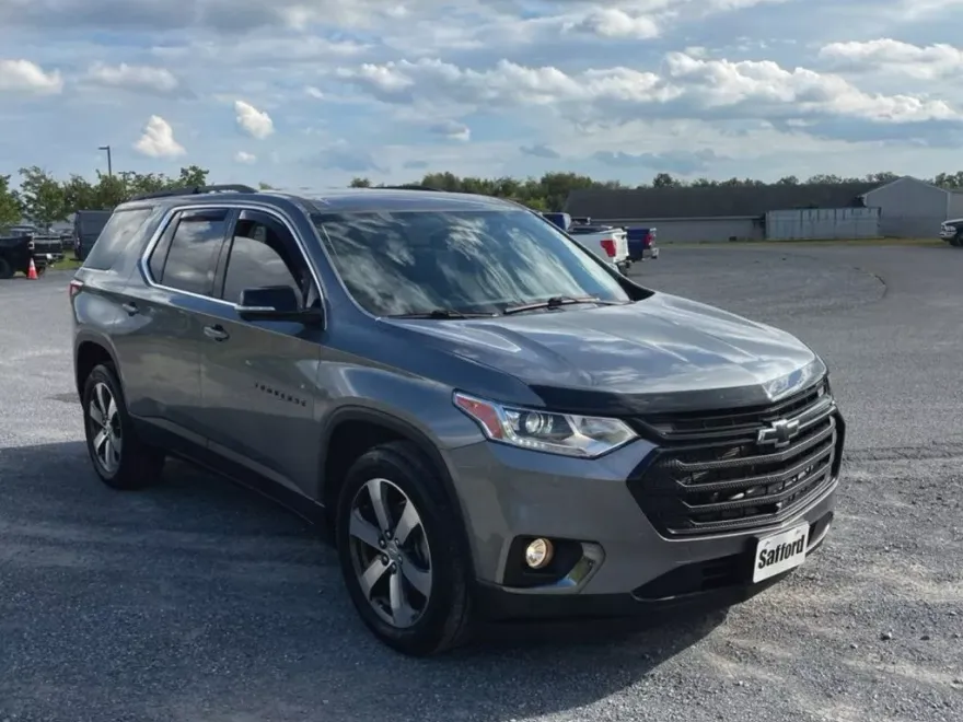 2020 Chevrolet Traverse Leather photo 1