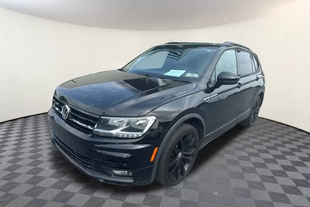2021 Volkswagen Tiguan SE R-Line Black photo 1