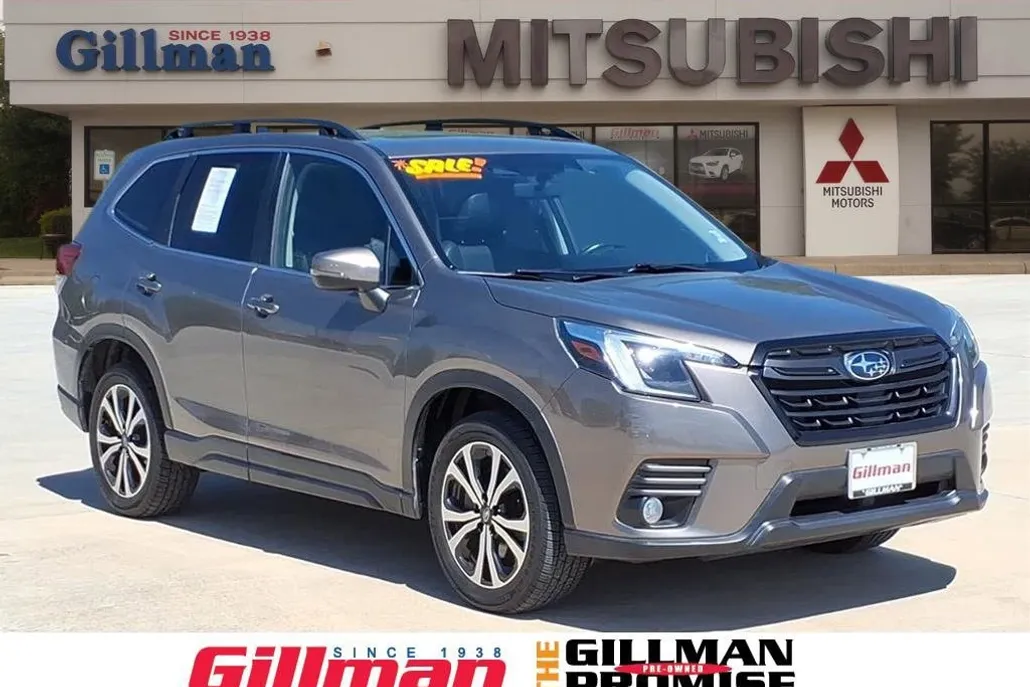 2022 Subaru Forester Limited photo 1