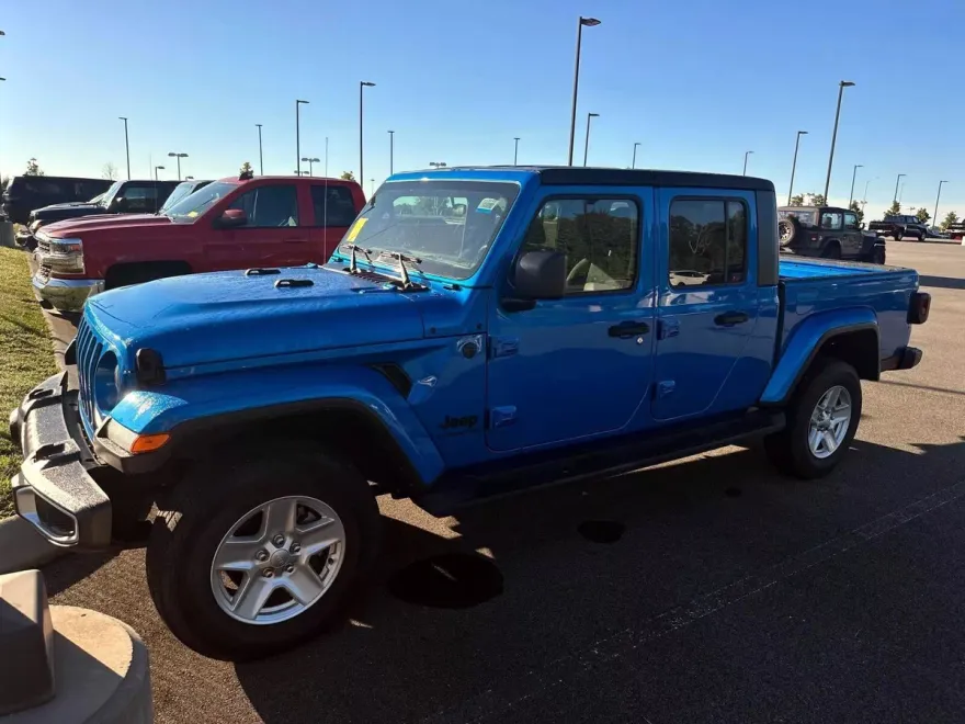 2022 Jeep Gladiator Sport S photo 1